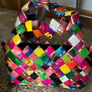 Wrapper handbag